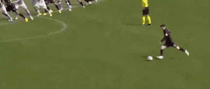 梅西任意球破门绝杀 纽约城2-3迈阿密国际