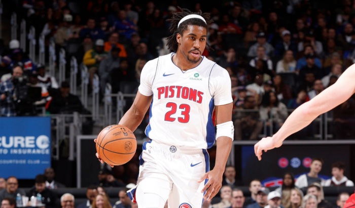 艾维因反LGBTQ言论遭公牛裁掉 心理健康问题引担