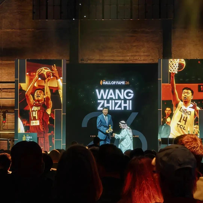 中国女篮迎战强敌，莱斯特城降级英超，亚冠决